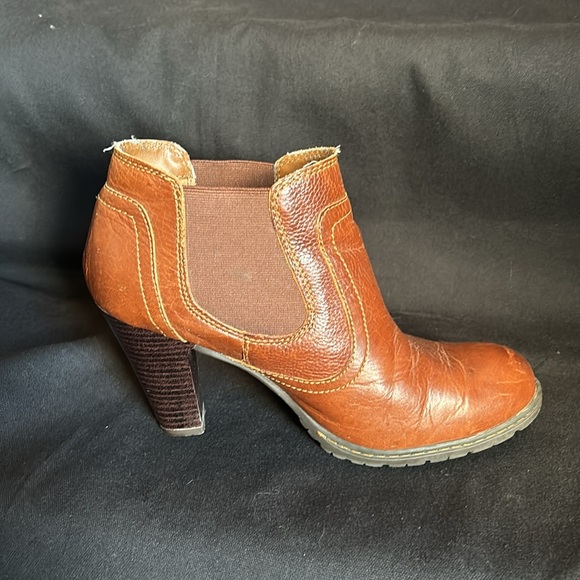 Born Of Concept Block Heeled Ankle Booties Brown Leather Chelsea Boot Size 8 - Picture 7 of 13